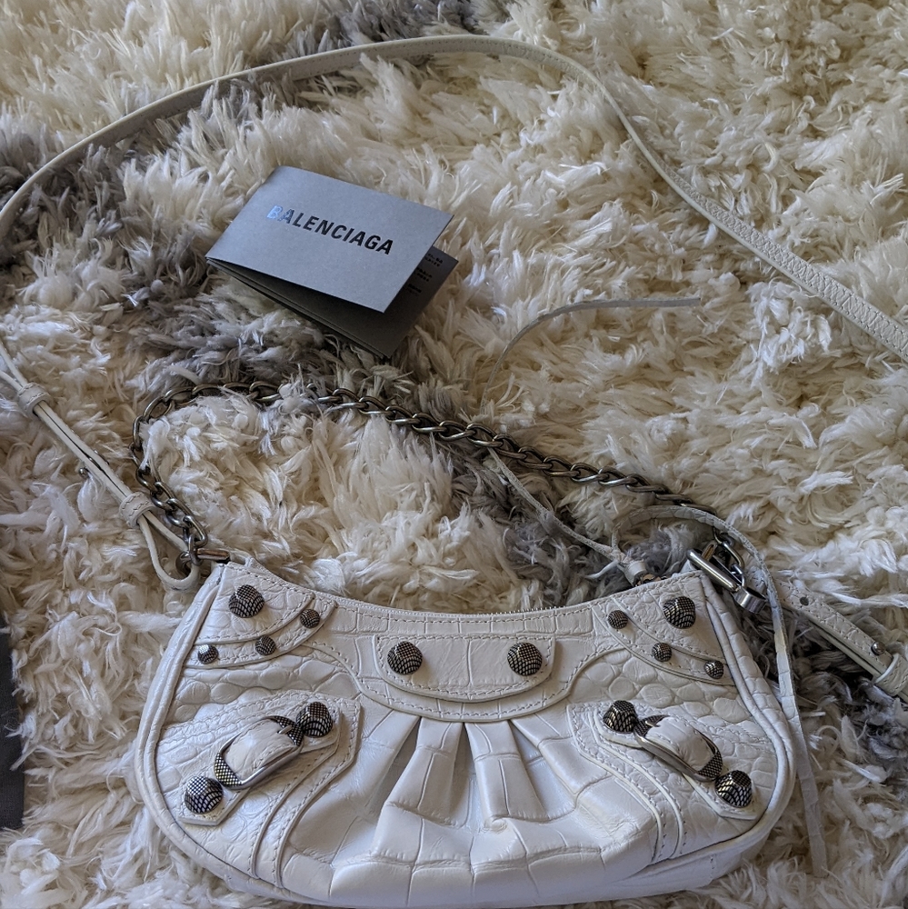 Balenciaga mini bag: LE CAGOLE MINI BAG WITH CHAIN CROCODILE EMBOSSED - Picture 2 of 10